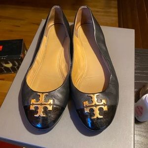 Black Tory Burch flats size 9